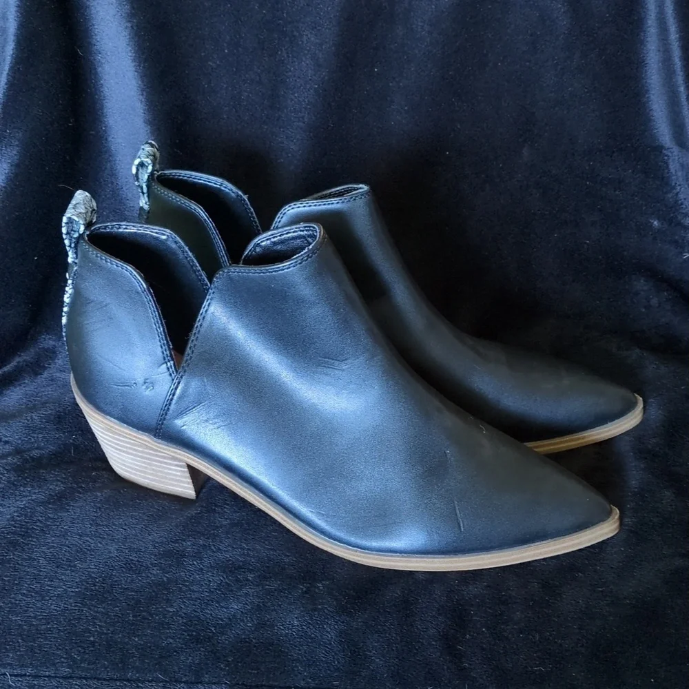 Nine West Pointed Ankle Booties sz 9.5 - Picture 4 of 7